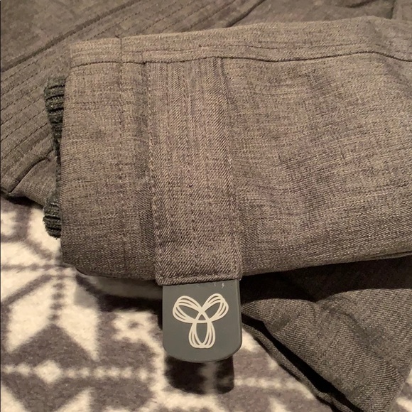 SOLD Tna winter coat - Picture 2 of 10